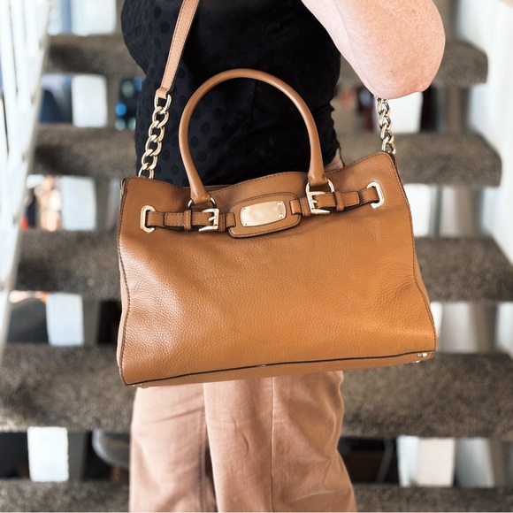 Michael Kors Hamilton Satchel | Luggage Brown Leather Bag - Picture 11 of 14